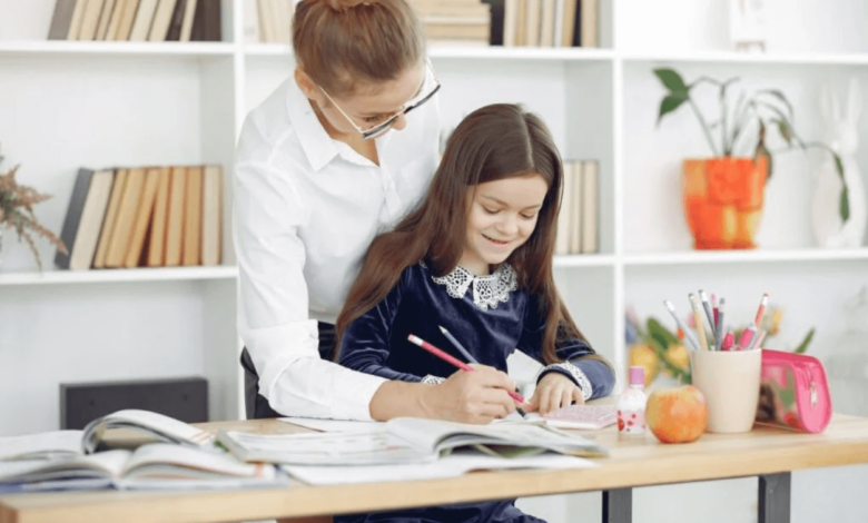 Achieve Better Grades: Why Expert Tutoring is Crucial for English Mastery